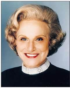 Were Ann Landers and Dear Abby related to each other?
